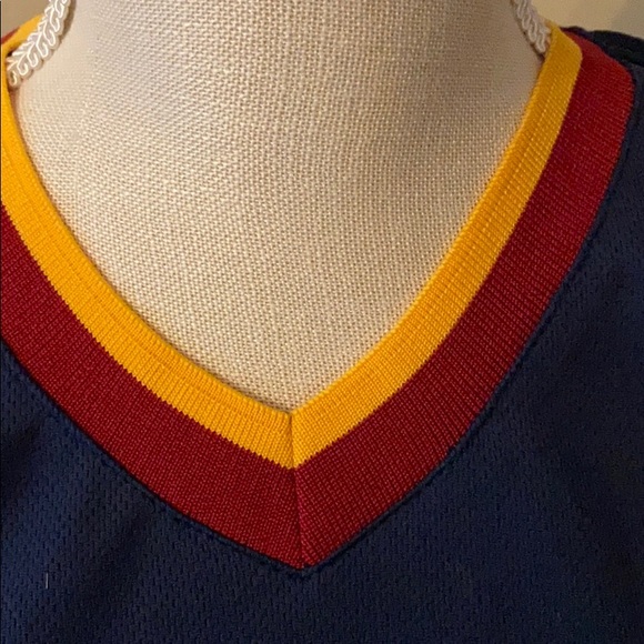 LeBron James cavaliers shirt, men’s L - Picture 6 of 7